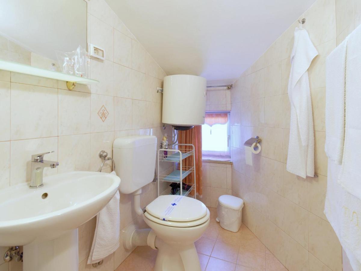 Holiday Home Nevena By Rent Istria Buje Extérieur photo