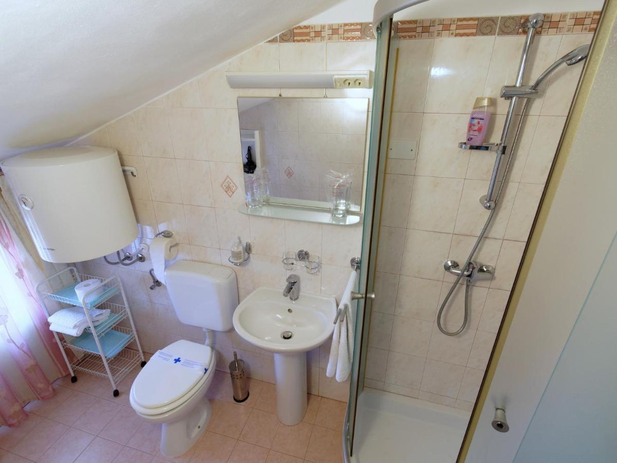 Holiday Home Nevena By Rent Istria Buje Extérieur photo