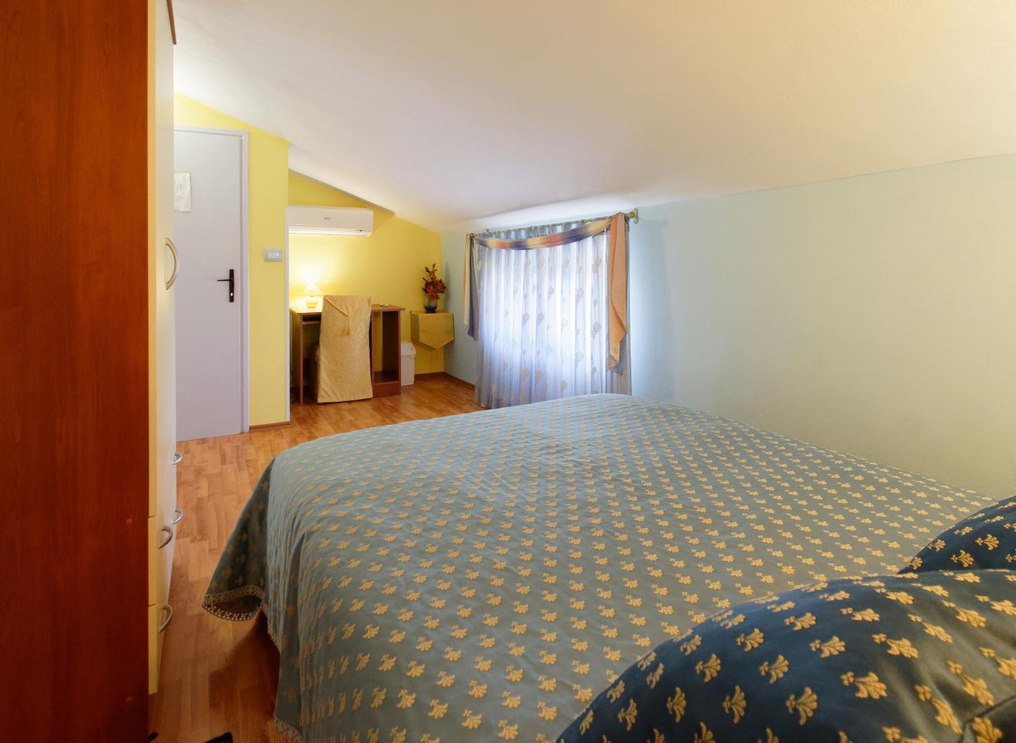 Holiday Home Nevena By Rent Istria Buje Chambre photo